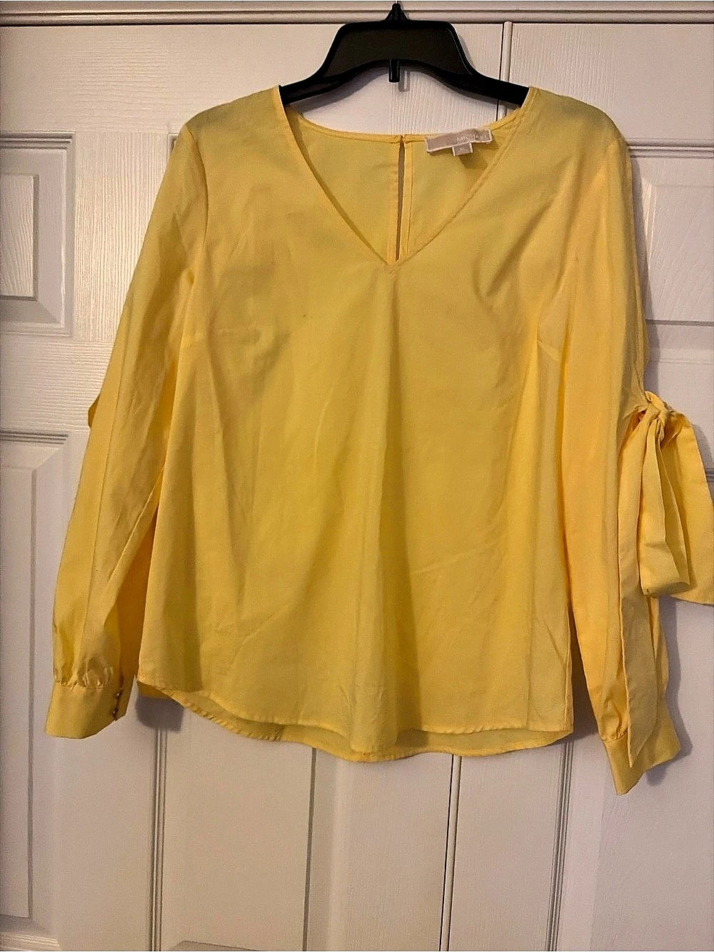 Michael Kors Tie Sleeve Blouse in Yellow Size Medium Like New